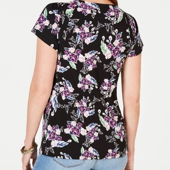 FLORAL PRINT TOP - Picture 2 of 3